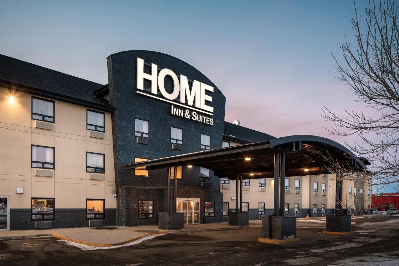 Home Inn & Suites - Swift Current Dış mekan fotoğraf