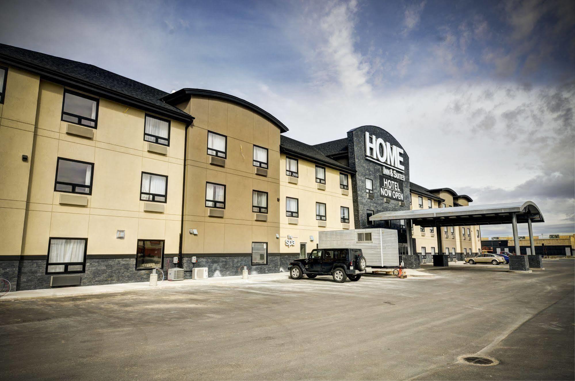 Home Inn & Suites - Swift Current Dış mekan fotoğraf